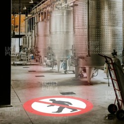 Panneau lumineux interdit piétons