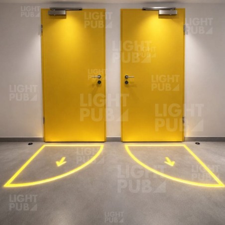 Segnaletica luminosa pavimento incidente apertura porta